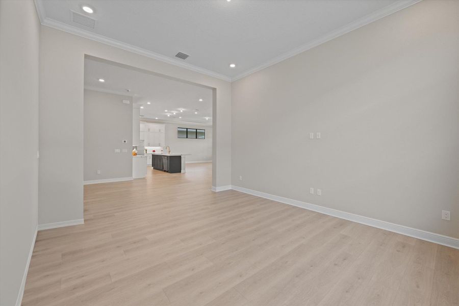 Spacious, unfurnished interior of a new home in Cresswind Palm Beach at Westlake, Westlake (Image 47). Spacious, unfurnished interior of a new home in Cresswind Palm Beach at Westlake, Westlake (Image 47).