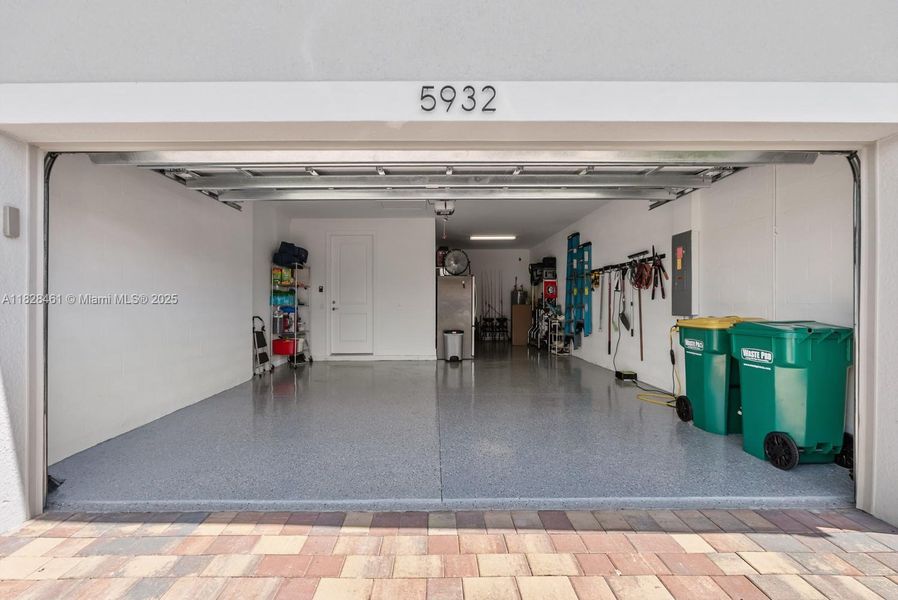 Image 29 of a home in Del Webb Naples.