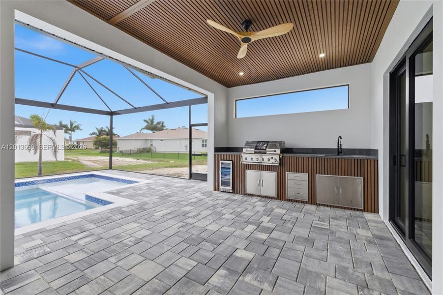 Exterior details and patio area of a home in , Cape Coral (Image 31).