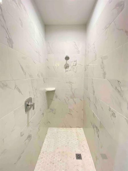 Close-up of interior finishes inside a home in , Port Charlotte (Image 18).