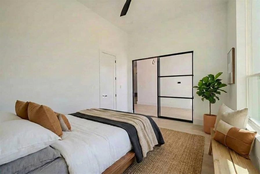 Furnished interior view inside a new home in , Dallas (Image 11).