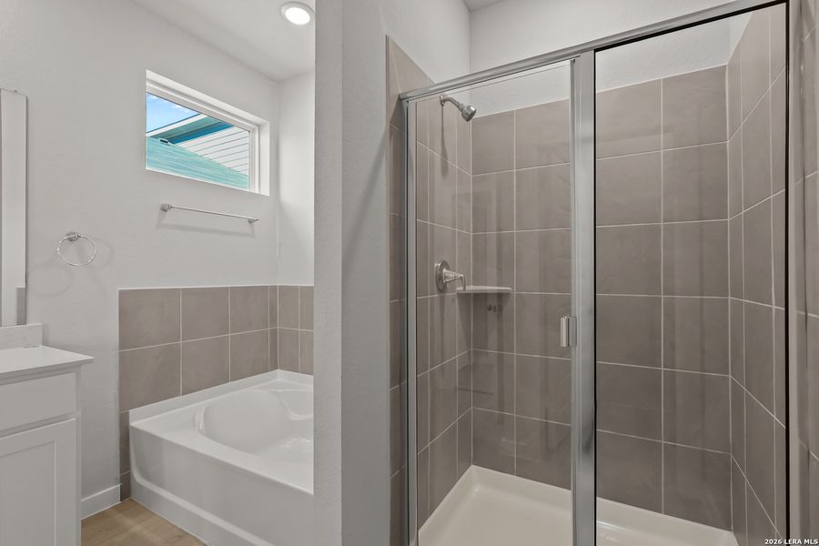 Furnished interior view inside a new home in Cinco Lakes, San Antonio (Image 9).