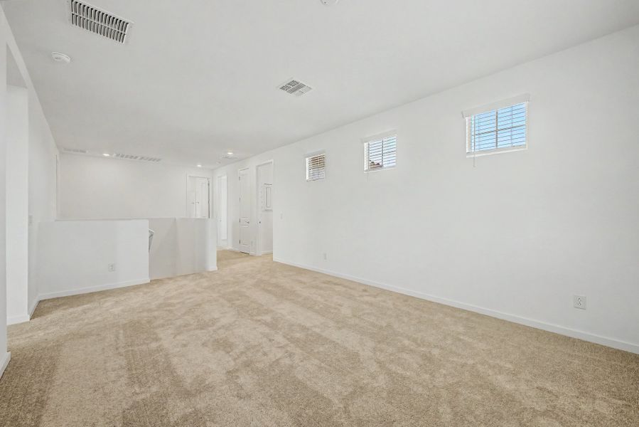 Spacious, unfurnished interior of a new home in Frontera, Surprise (Image 16). Spacious, unfurnished interior of a new home in Frontera, Surprise (Image 16).