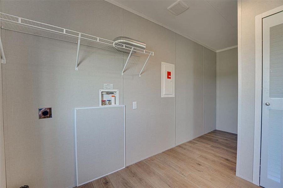 Spacious, unfurnished interior of a new home in , Ferris (Image 13). Spacious, unfurnished interior of a new home in , Ferris (Image 13).