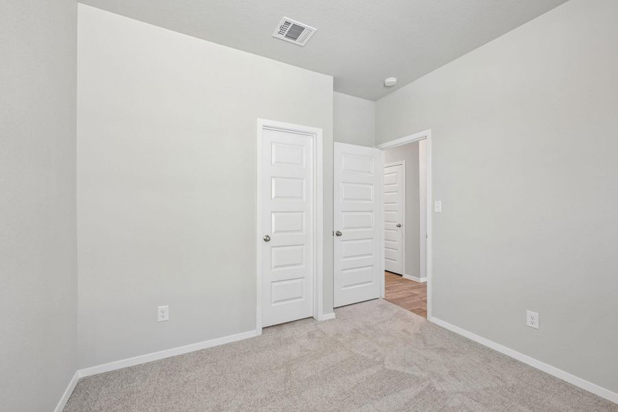 Spacious, unfurnished interior of a new home in Harvest Ridge, Elgin (Image 19). Spacious, unfurnished interior of a new home in Harvest Ridge, Elgin (Image 19).