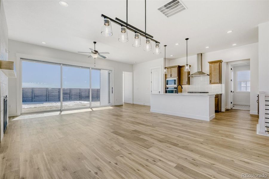 Spacious, unfurnished interior of a new home in Sterling Ridge in Sterling, Colorado Springs (Image 21). Spacious, unfurnished interior of a new home in Sterling Ridge in Sterling, Colorado Springs (Image 21).