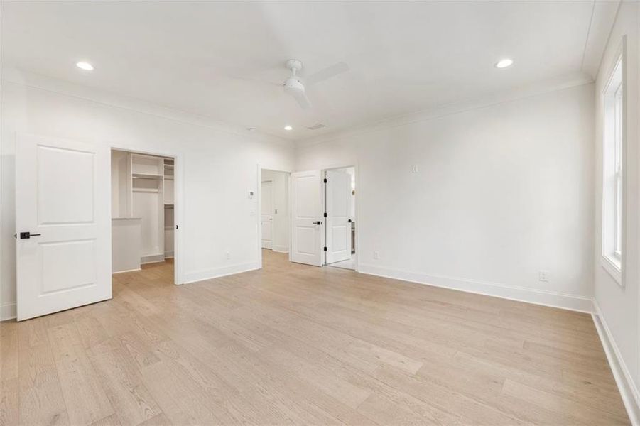 Spacious, unfurnished interior of a new home in , Alpharetta (Image 18).