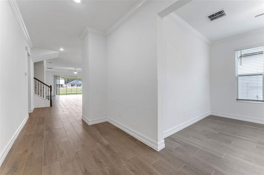 Spacious, unfurnished interior of a new home in , Lutz (Image 14).