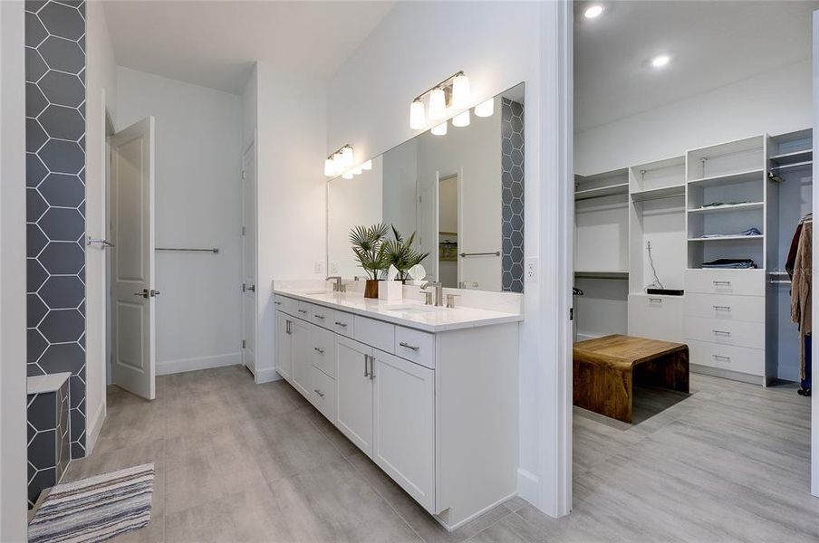 Furnished interior view inside a new home in , Englewood (Image 72).