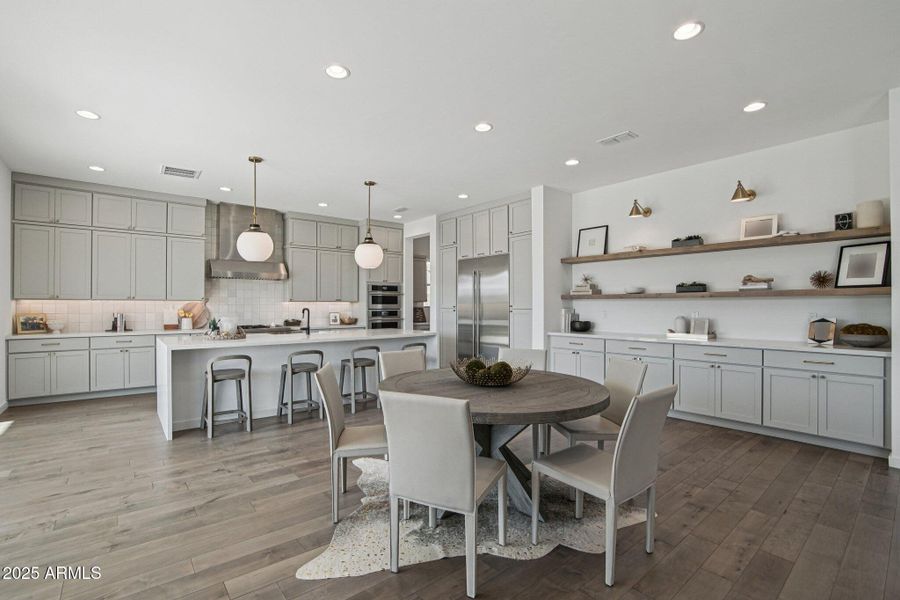 10-web-or-mls-E Waller Ln-S2611-010