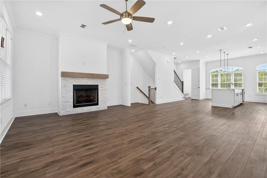 Spacious, unfurnished interior of a new home in Waterhaven, Cumming (Image 51). Spacious, unfurnished interior of a new home in Waterhaven, Cumming (Image 51).
