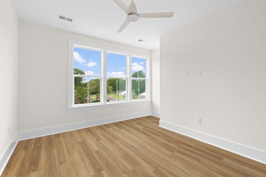 Spacious, unfurnished interior of a new home in , Mount Pleasant (Image 28).