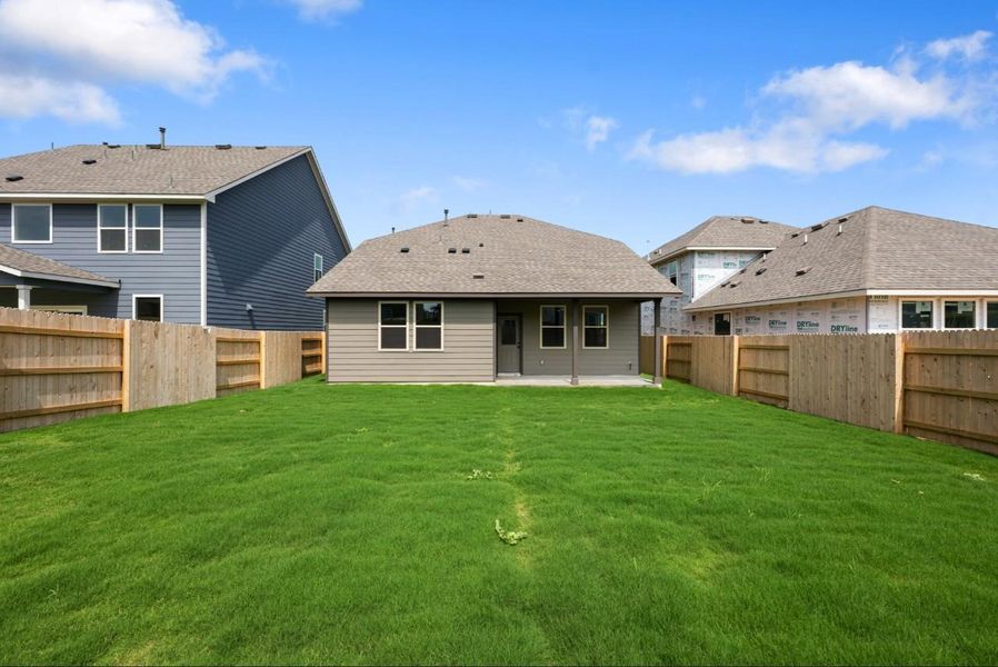 Exterior details and patio area of a home in Patterson Ranch, Georgetown (Image 24).