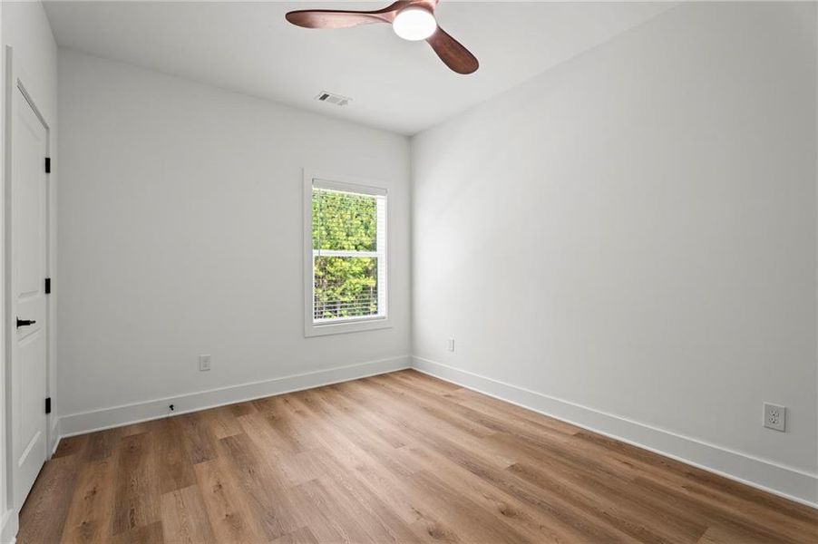 Spacious, unfurnished interior of a new home in , Stockbridge (Image 23).