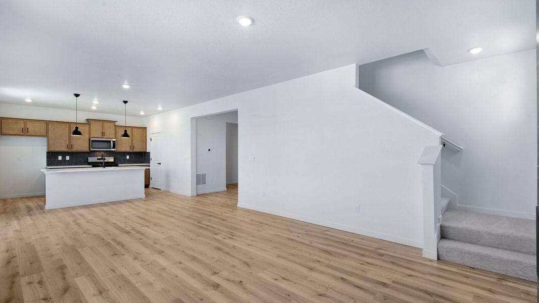 Spacious, unfurnished interior of a new home in Trails at Crowfoot, Parker (Image 23). Spacious, unfurnished interior of a new home in Trails at Crowfoot, Parker (Image 23).