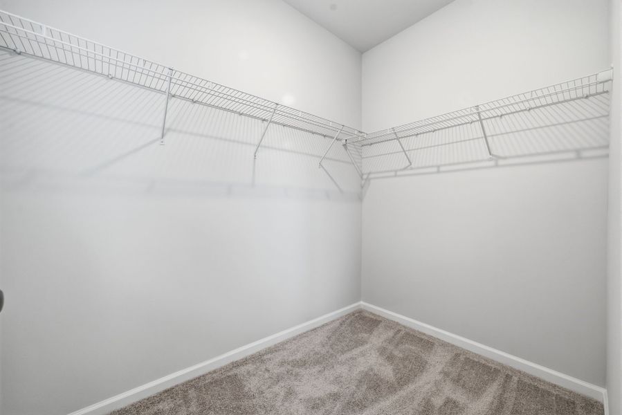 Spacious, unfurnished interior of a new home in Lakeview Village, Charlotte (Image 19).