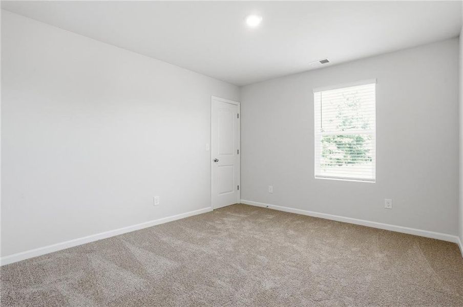 Spacious, unfurnished interior of a new home in , Covington (Image 24).