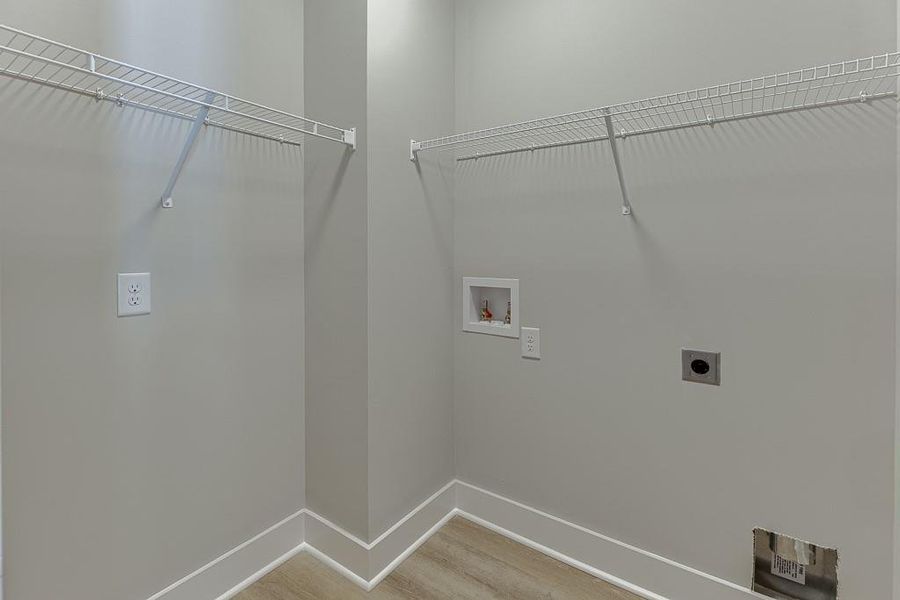 Spacious, unfurnished interior of a new home in , Jefferson (Image 18).