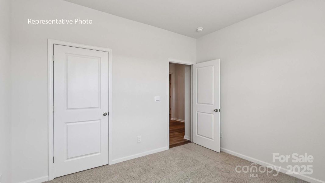 Spacious, unfurnished interior of a new home in Laurelbrook, Sherrills Ford (Image 17).
