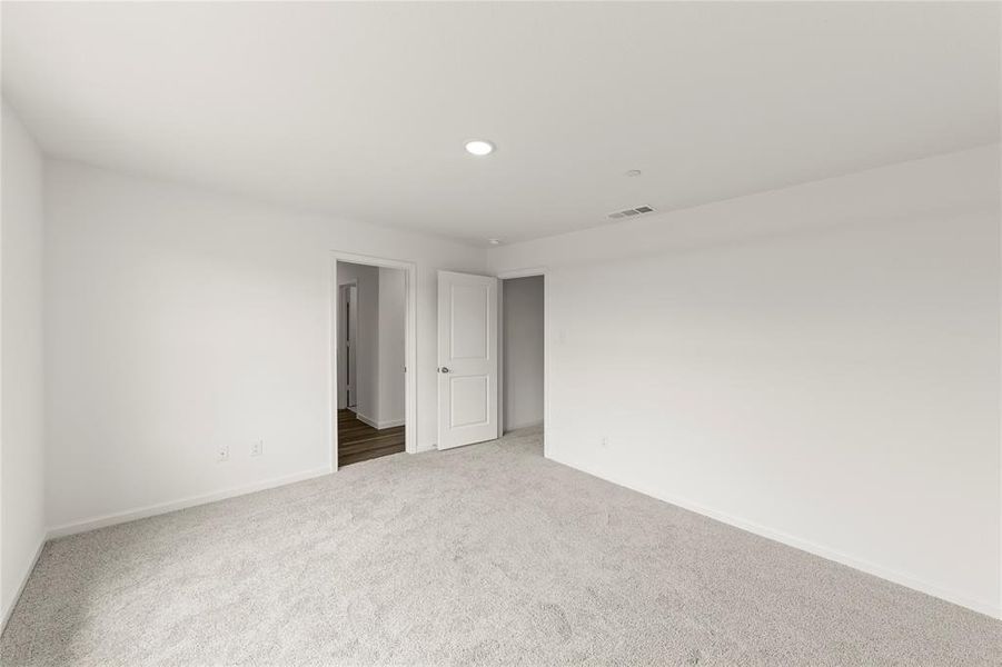 Spacious, unfurnished interior of a new home in Coyote Meadows, Anna (Image 14). Spacious, unfurnished interior of a new home in Coyote Meadows, Anna (Image 14).