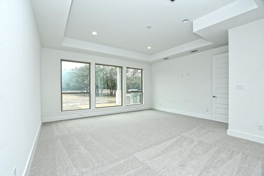Representative unfurnished interior of a home built from the Madera II by Giddens Homes in Scofield Farms Estates, Georgetown (Image 444).