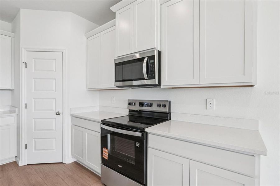 Furnished interior view inside a new home in , Lakeland (Image 4).