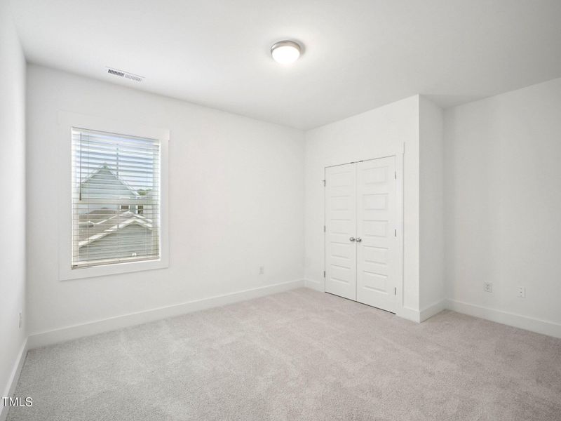 27-web-or-mls-Big Bradley Dr-L1209-025