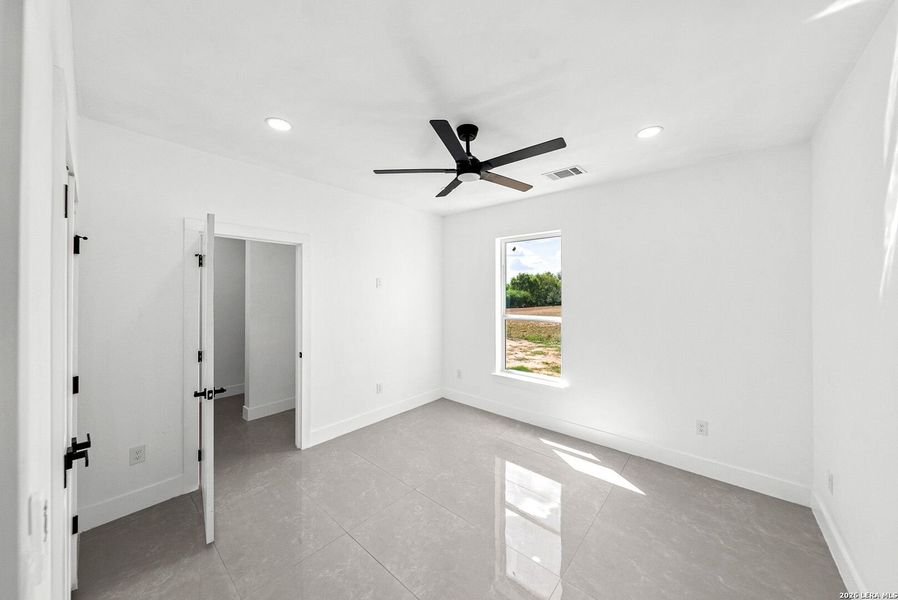 Spacious, unfurnished interior of a new home in , Kyle (Image 52).
