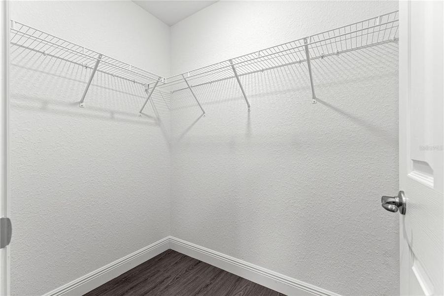 Spacious, unfurnished interior of a new home in , Summerfield (Image 17).