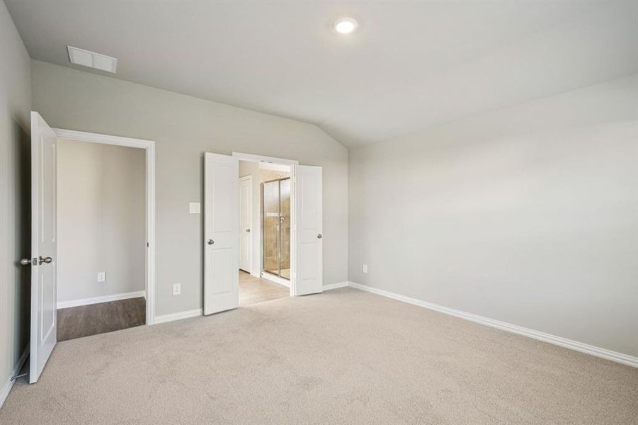 Photo is not of the actual home, but is an inspirational photo of builder’s model home and may depict options, furnishings, and/or decorator features that are not included.