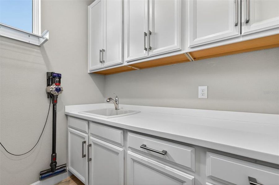 Furnished interior view inside a new home in , Bradenton (Image 30). Furnished interior view inside a new home in , Bradenton (Image 30).