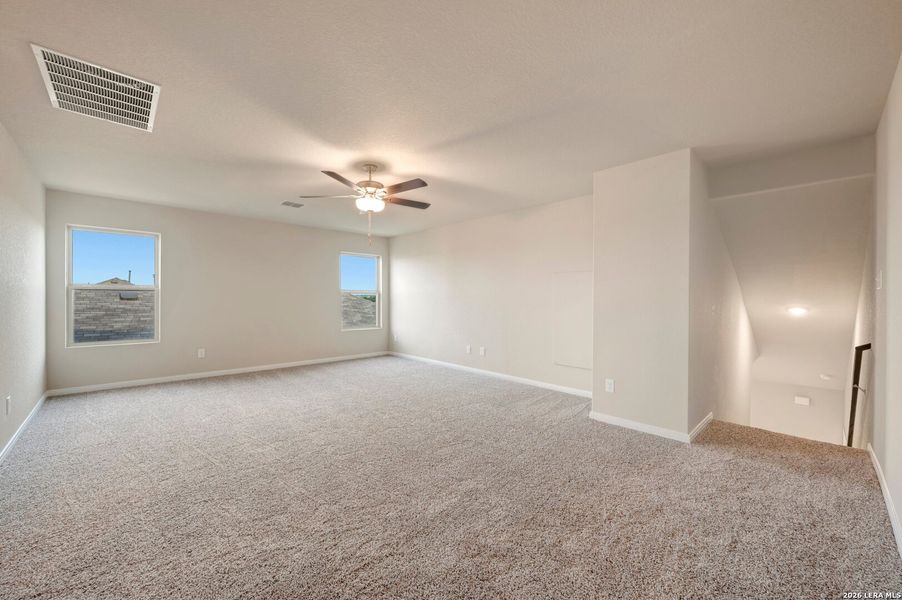Spacious, unfurnished interior of a new home in Agave, San Antonio (Image 26). Spacious, unfurnished interior of a new home in Agave, San Antonio (Image 26).