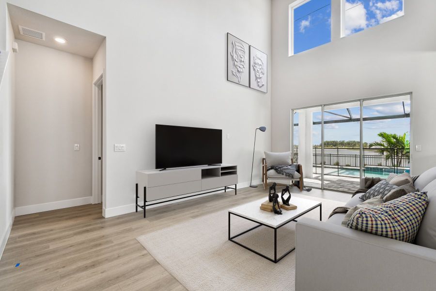 The Flatwater - Family Room