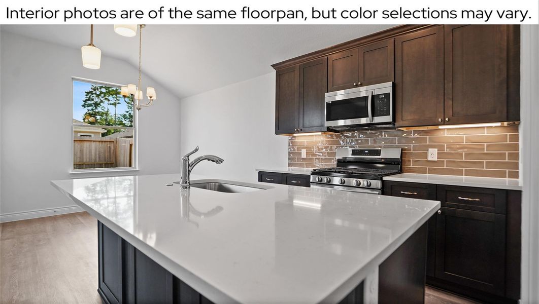 Furnished interior view inside a new home in Grand Oaks Reserve, Cleveland (Image 10). Furnished interior view inside a new home in Grand Oaks Reserve, Cleveland (Image 10).