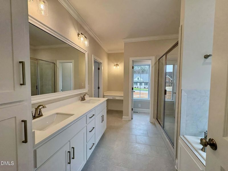 73a48668-9a07-44f1-a8eb-e1698de70647