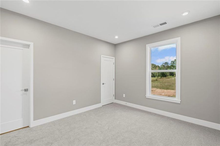 Spacious, unfurnished interior of a new home in Twin Lakes, Hoschton (Image 37).