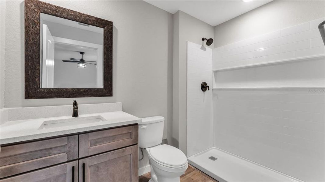 Furnished interior view inside a new home in , Lakeland (Image 12).