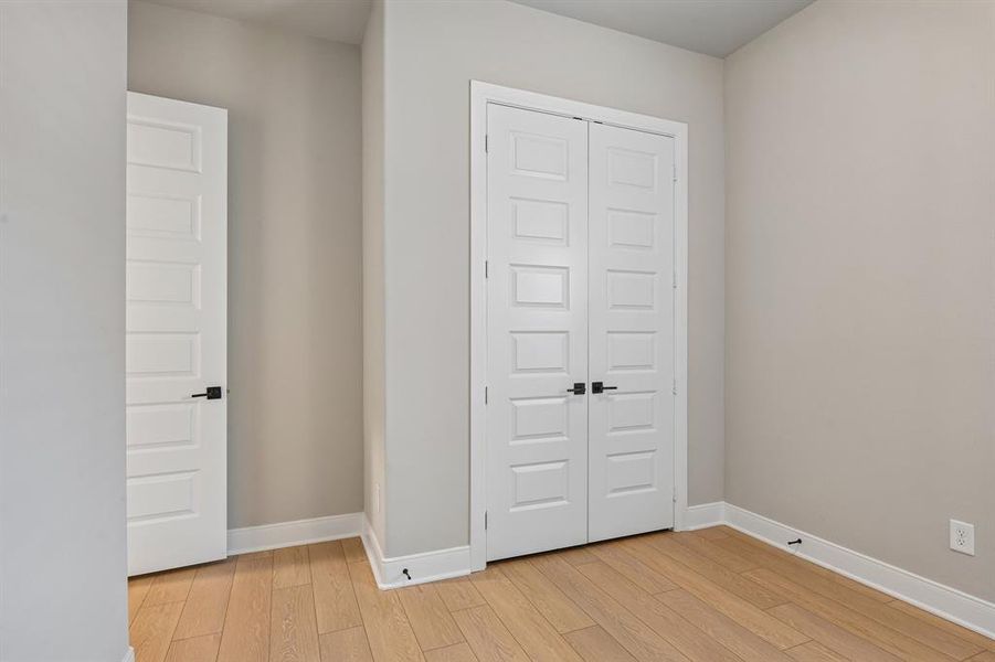 Spacious, unfurnished interior of a new home in Elements at Viridian - Garden Series, Arlington (Image 16). Spacious, unfurnished interior of a new home in Elements at Viridian - Garden Series, Arlington (Image 16).