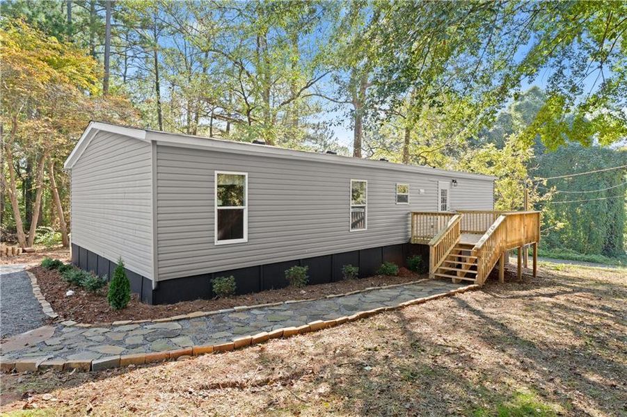 Exterior details and patio area of a home in , Acworth (Image 14).