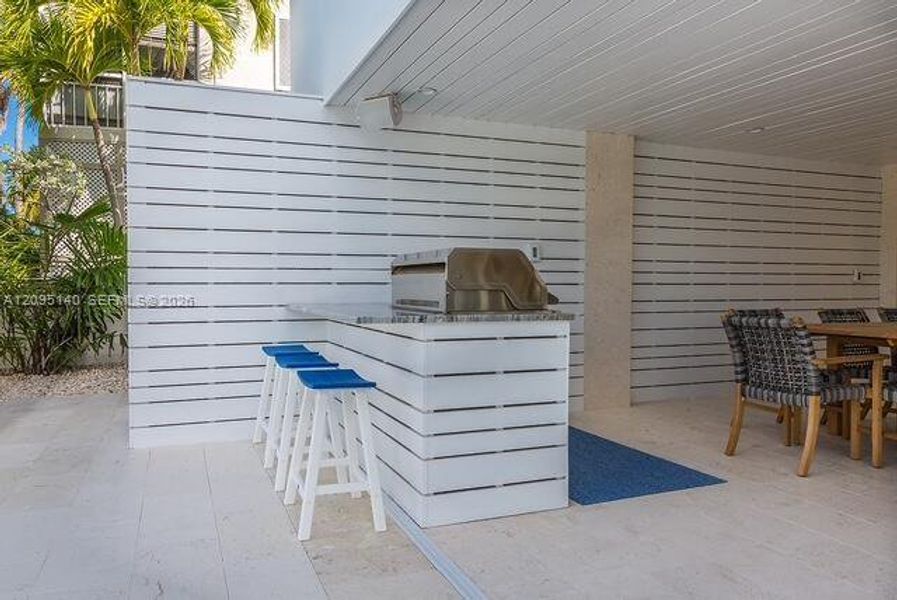 Exterior details and patio area of a home in , Islamorada, Village of Islands (Image 43).