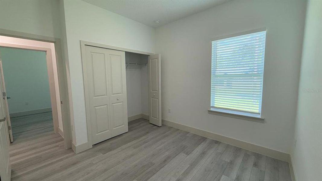 Spacious, unfurnished interior of a new home in , Dunnellon (Image 28).