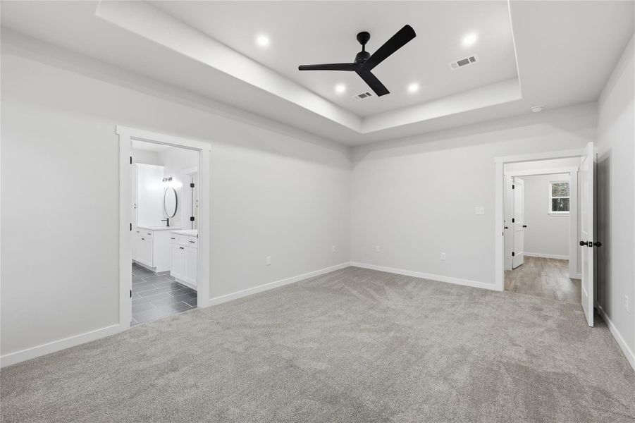 Spacious, unfurnished interior of a new home in , Brookeland (Image 17).