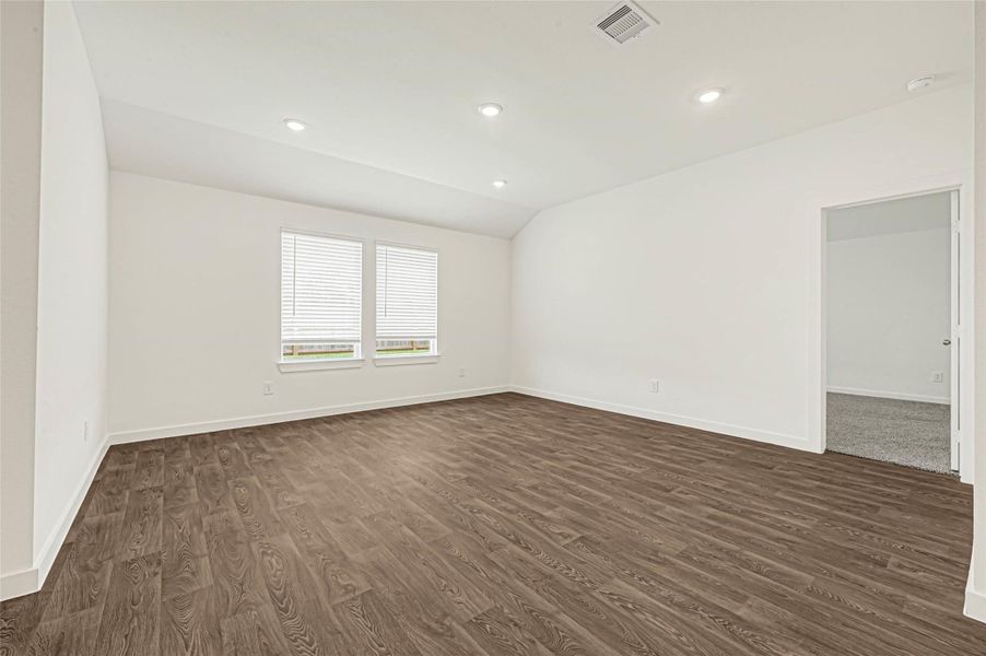 *Images and 3D tour are for illustration only and options may vary from home as built.