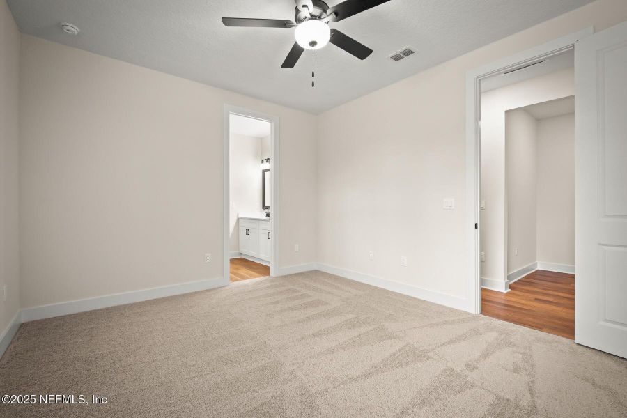 Spacious, unfurnished interior of a new home in , Hilliard (Image 16).