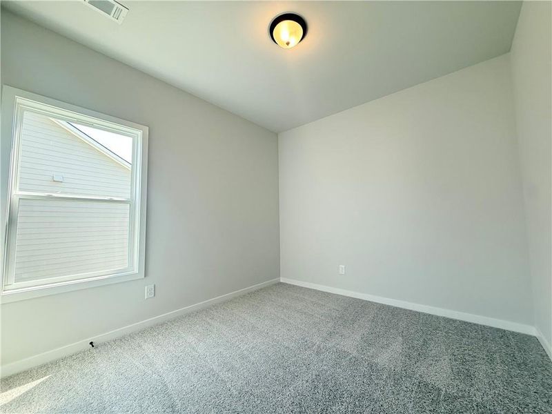 Spacious, unfurnished interior of a new home in , Gainesville (Image 17).