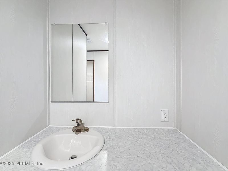 Close-up of interior finishes inside a home in , Hawthorne (Image 20).