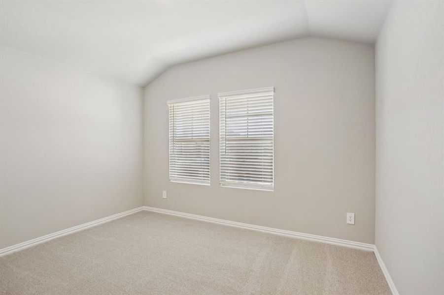Spacious, unfurnished interior of a new home in Stonehaven, Seagoville (Image 24). Spacious, unfurnished interior of a new home in Stonehaven, Seagoville (Image 24).