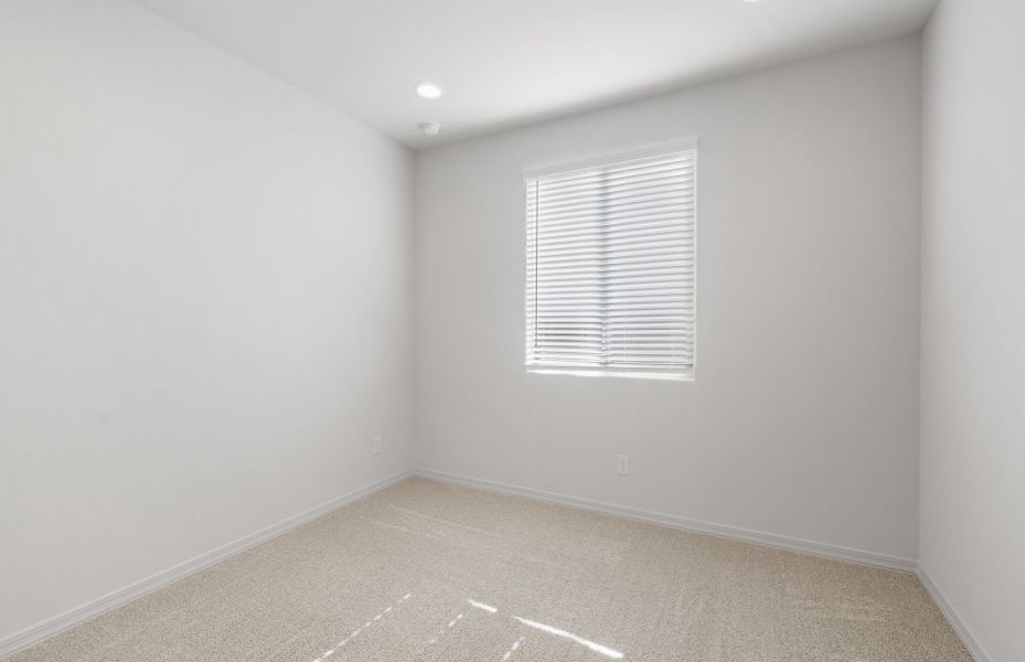 Spacious, unfurnished interior of a new home in Alamar, Avondale (Image 16). Spacious, unfurnished interior of a new home in Alamar, Avondale (Image 16).