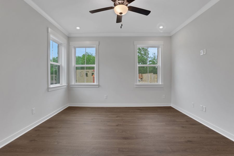 Spacious, unfurnished interior of a new home in The Groves at Myrtle, Roswell (Image 19).