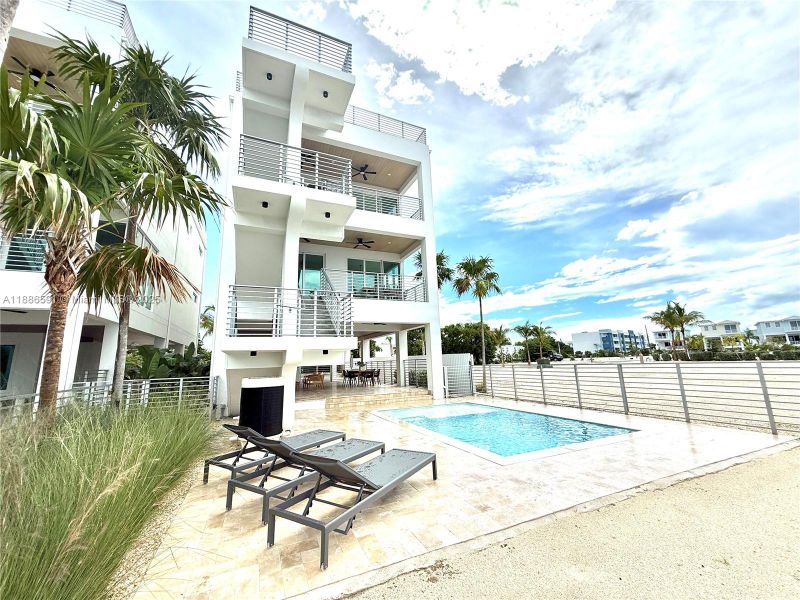 Community amenities in , Marathon (Image 35). Community amenities in , Marathon (Image 35).